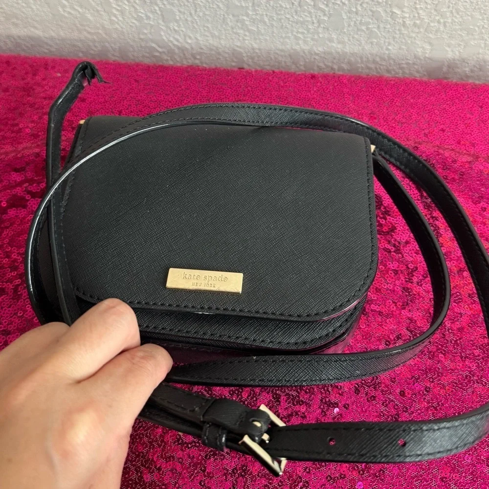 KATE SPADE ♠️ Mini Black Clutch with Crossbody Strap, Gold Hardware - Picture 9 of 12
